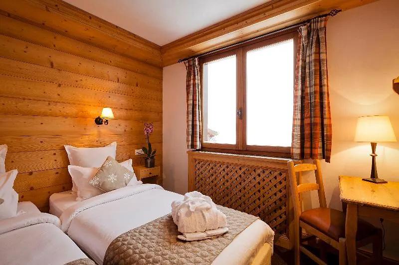 ***  Hotel Les Flocons Courchevel France